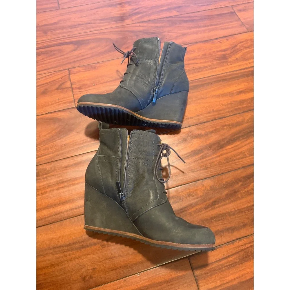 Biala Leather Wedge Ankle Boots Grey Lace Up Side Zip Booties Womens 39